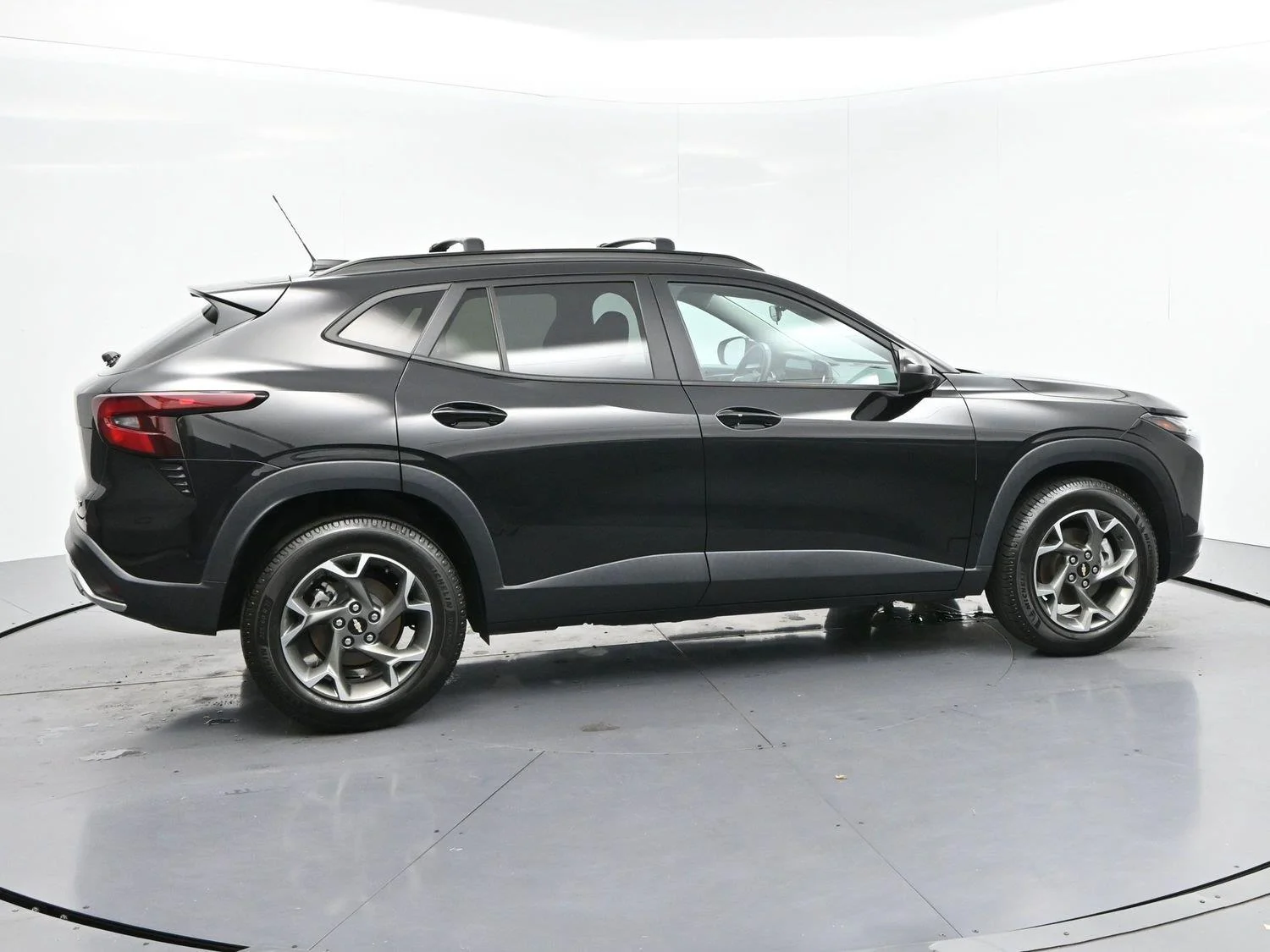 Used 2024 Mosaic Black Metallic Chevrolet LT image 8