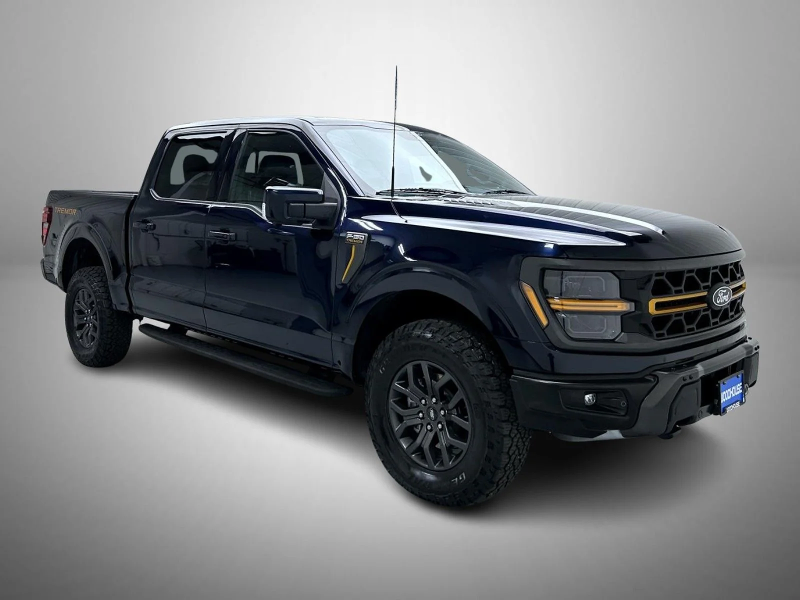 Used 2025 Blue Ford Tremor image 3
