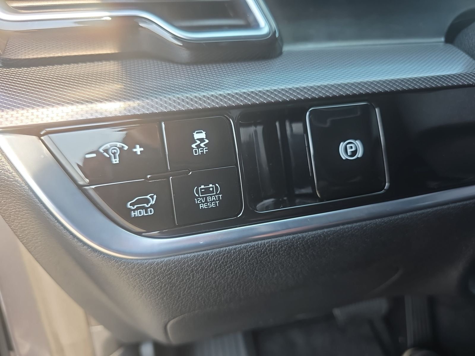 Used 2025 Gray Kia SX-Prestige image 26