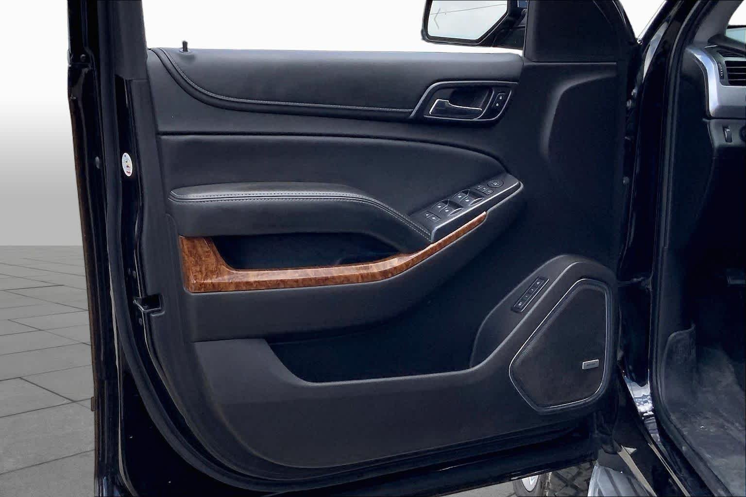 Used 2018 Black Chevrolet Premier image 21