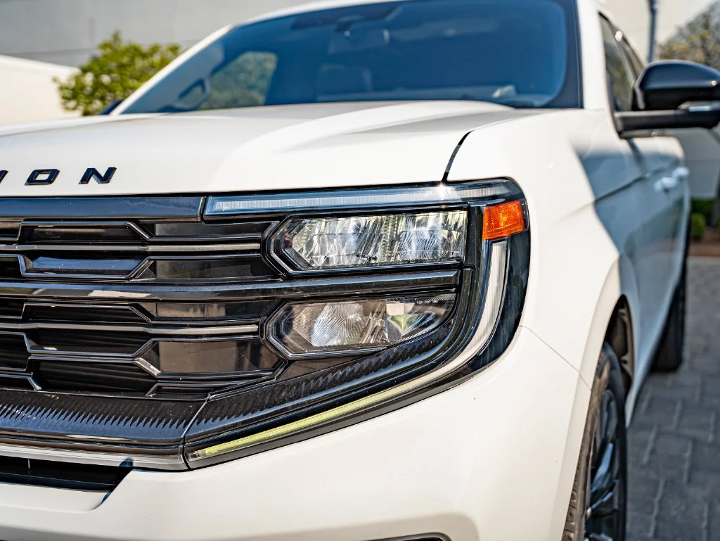 Used 2025 White Ford Platinum image 13