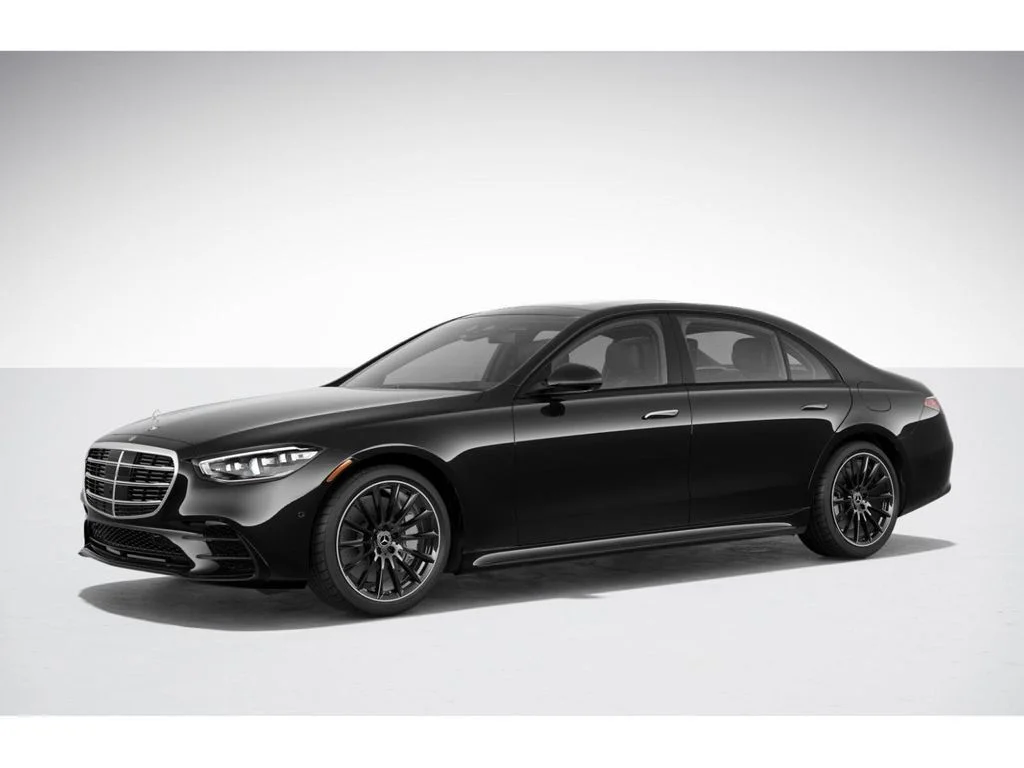 Used 2025 Black Mercedes-Benz S 580e image 38