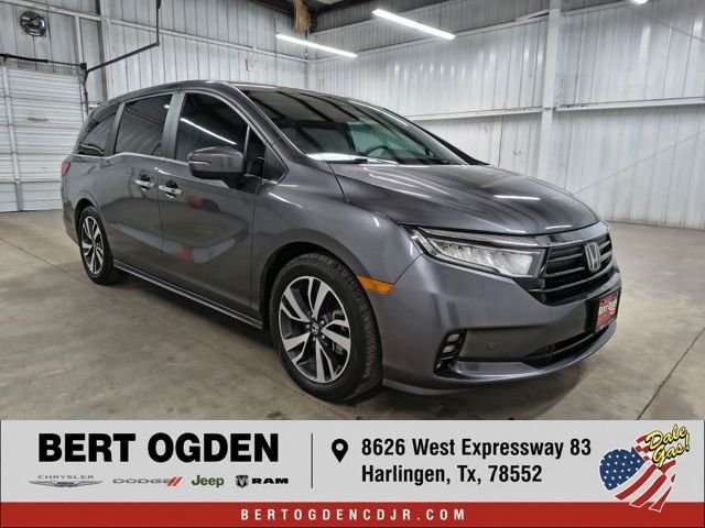 Used 2023  Honda Touring image 1