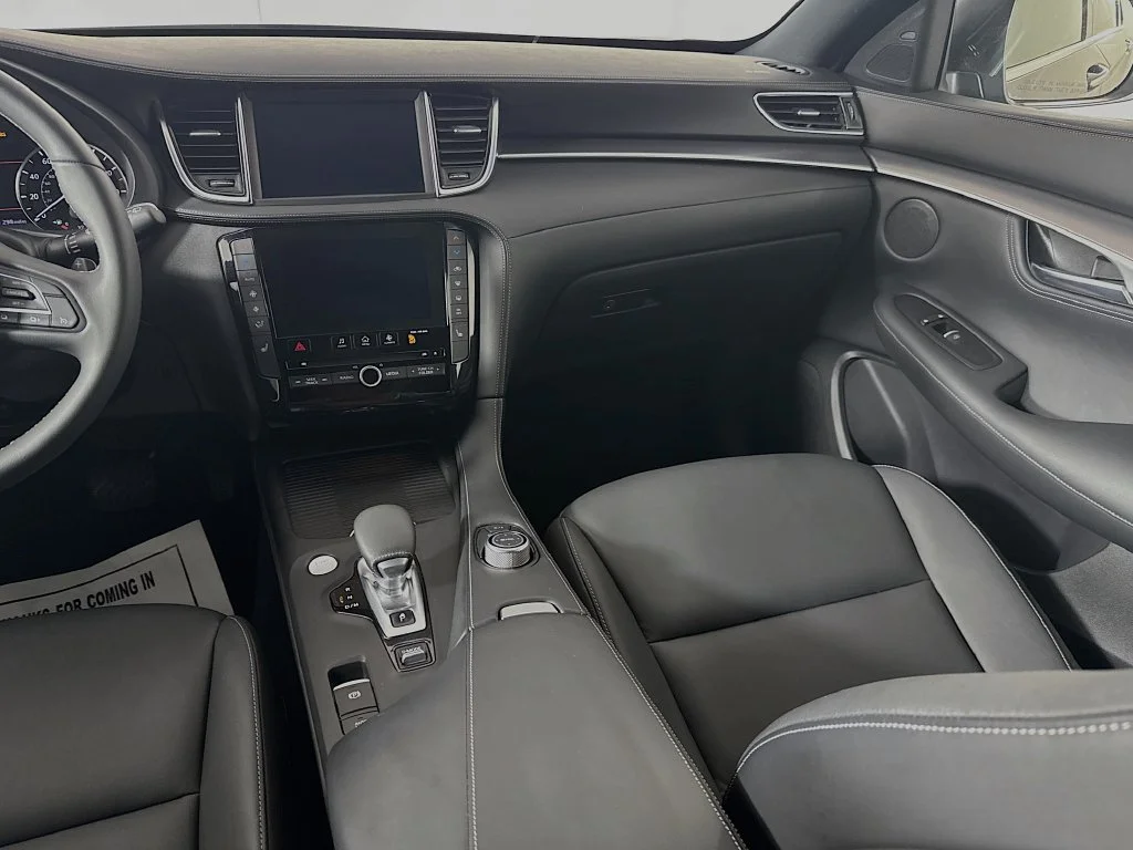 Certified Used 2022 Black INFINITI LUXE image 29