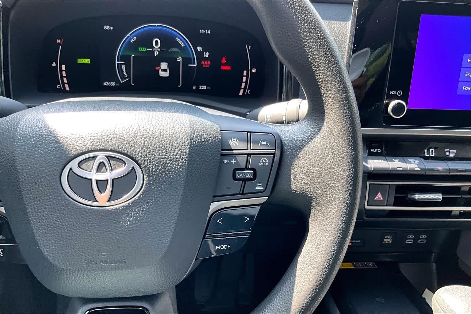 Used 2025 Underground Toyota LE image 25