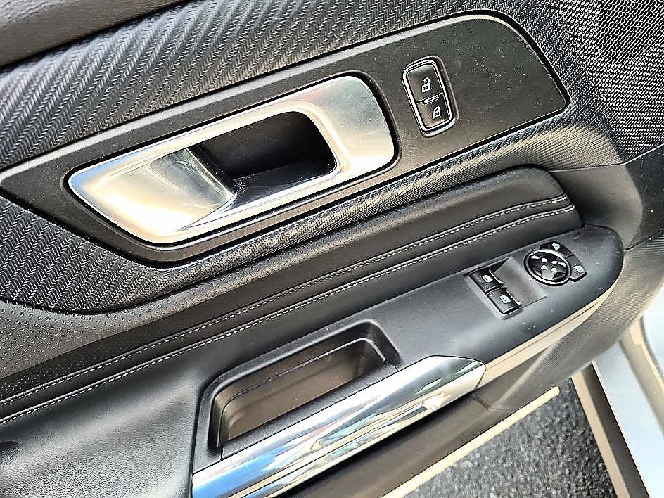 Used 2024 Silver Metallic Ford GT Premium image 13