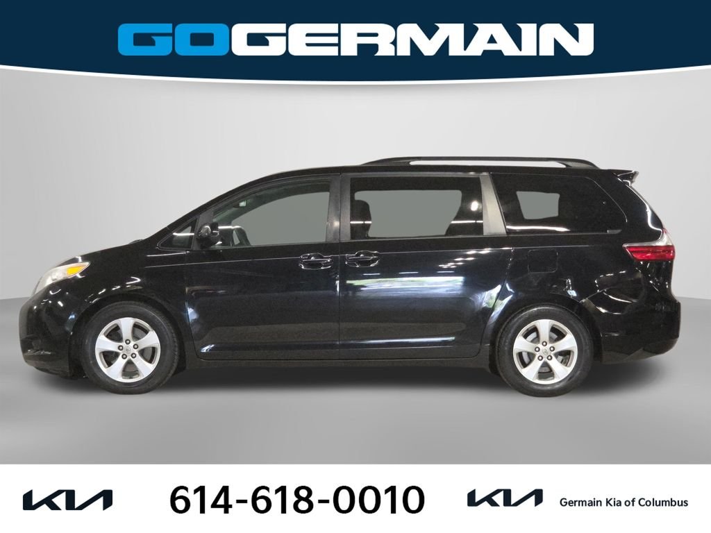 Used 2015 Black Toyota LE image 11