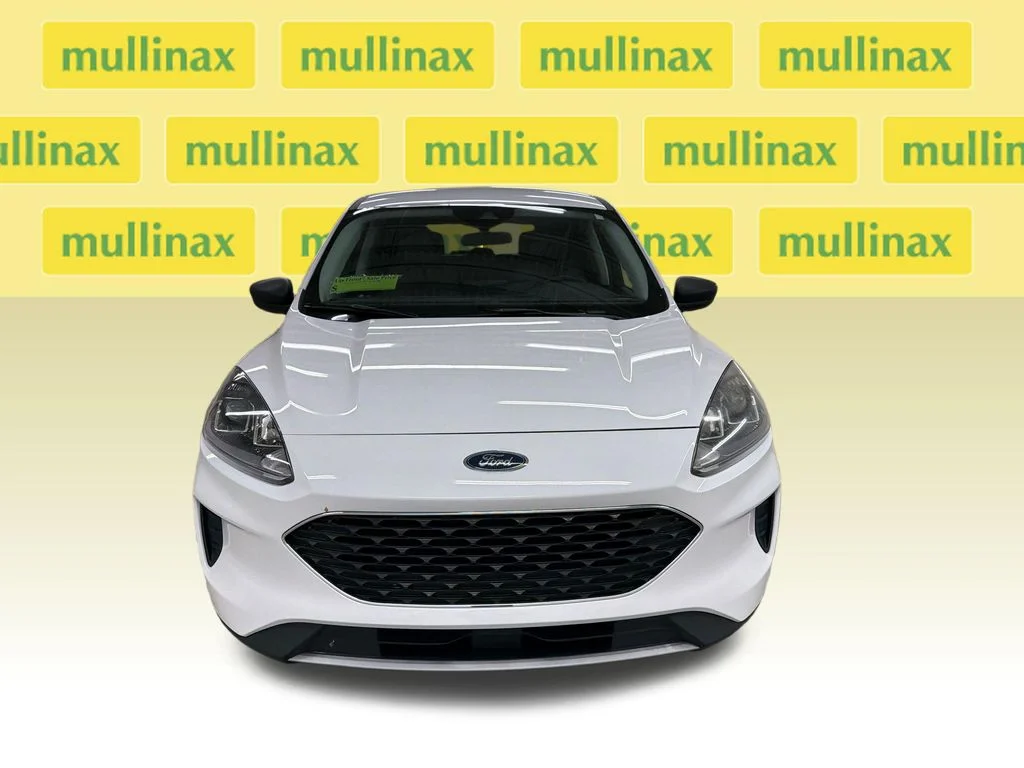 Certified Used 2022 White Ford SE image 16