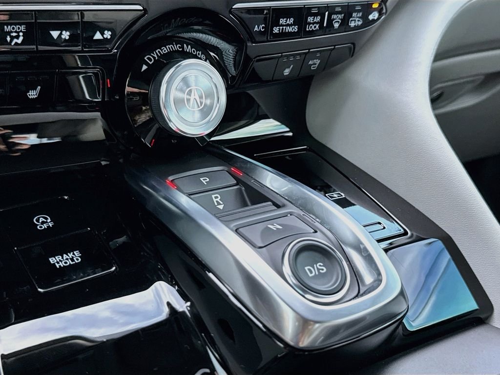 Used 2026  Acura Technology Package image 33