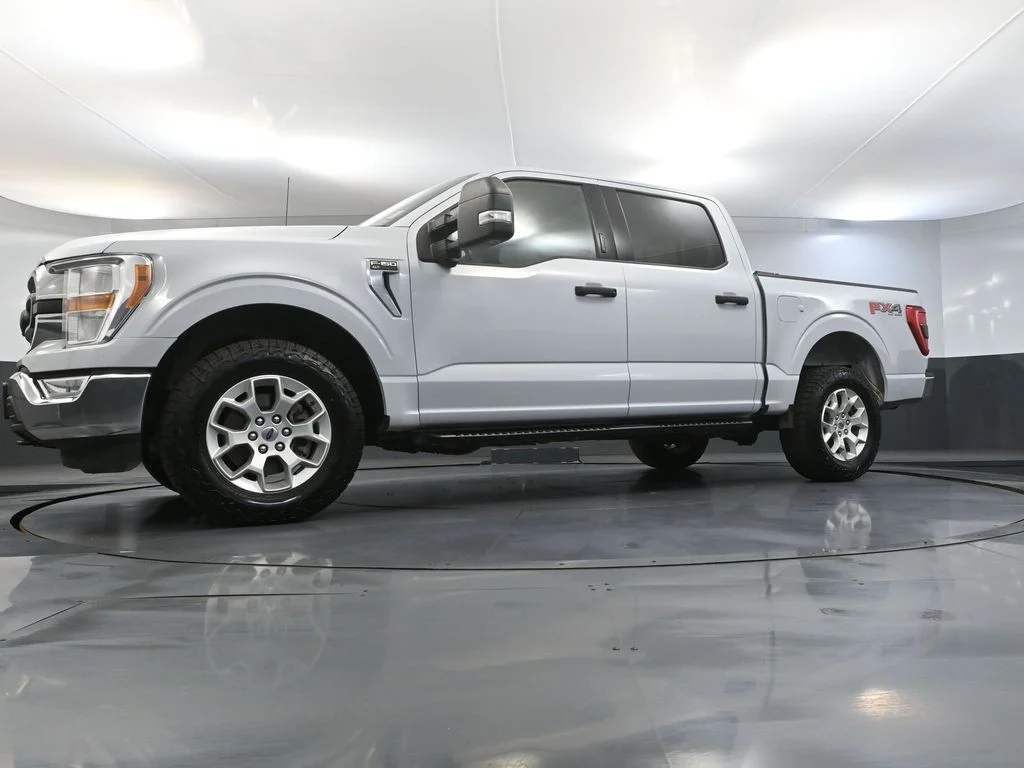 Used 2022 White Ford XLT image 45