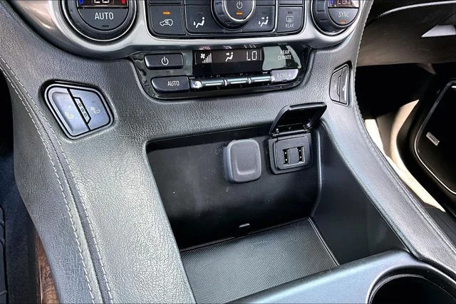 Used 2019 Black Chevrolet LT image 24
