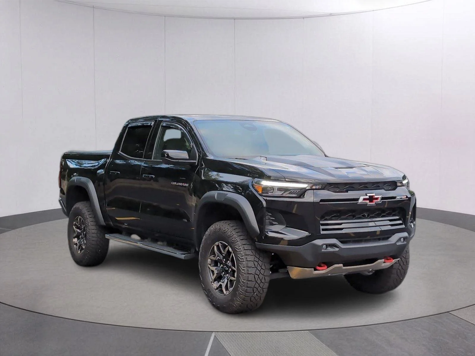 Used 2024 Black Chevrolet ZR2 image 8