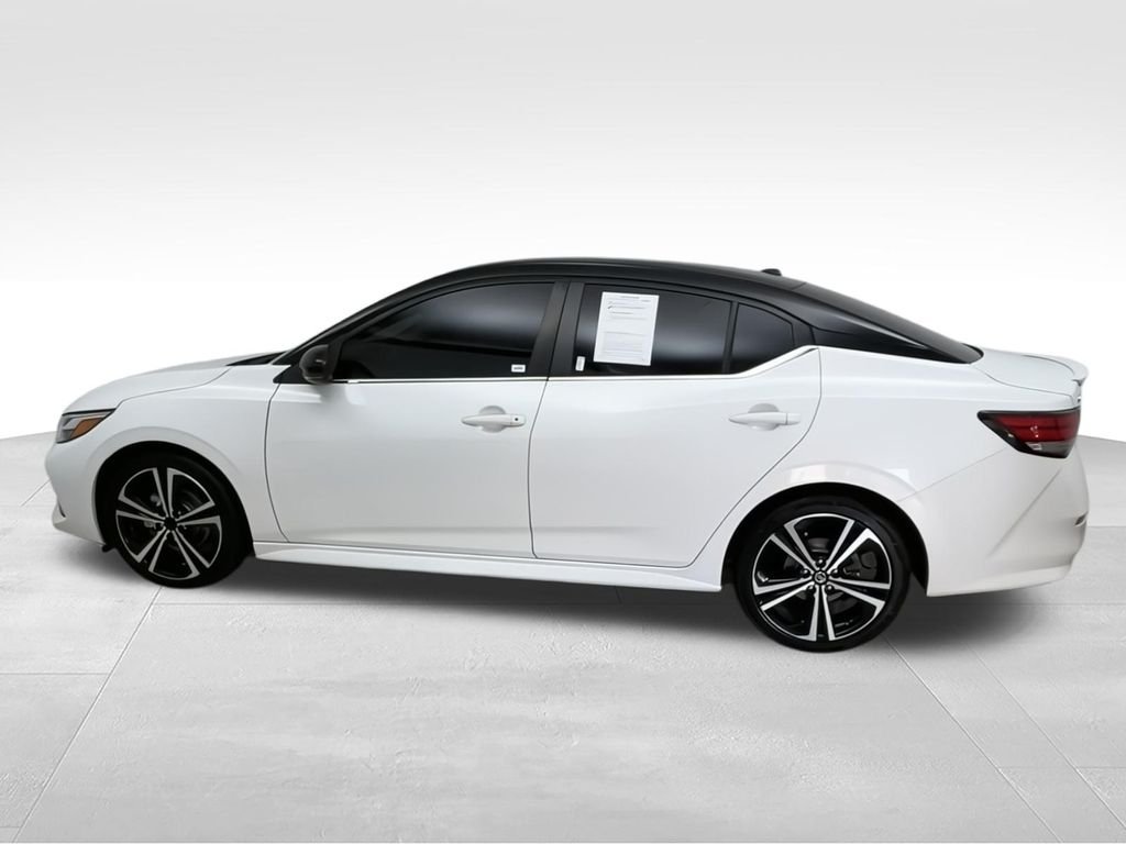 Used 2021 White Nissan SR image 7