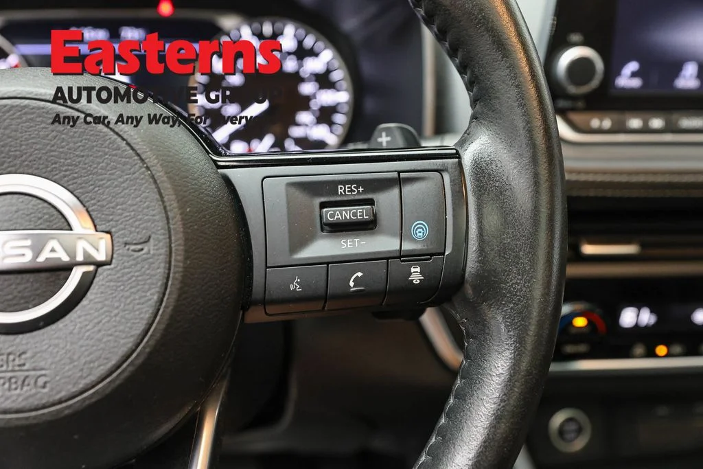 Used 2023 Blue Nissan SV image 16