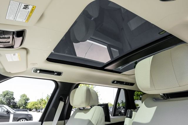 2026 Land Rover Range Rover 5
