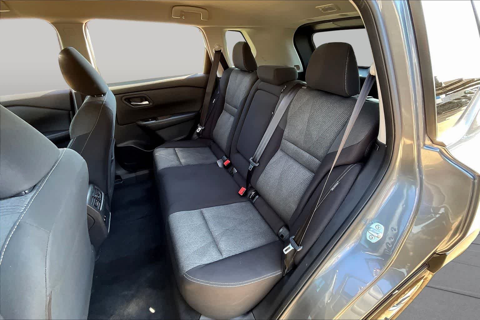 Used 2025 Gun Metallic Nissan SV image 17