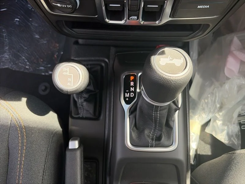 New 2026 Joose Exterior Paint Jeep Sport S image 25