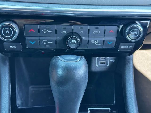 Certified Used 2023 White Jeep Limited image 35