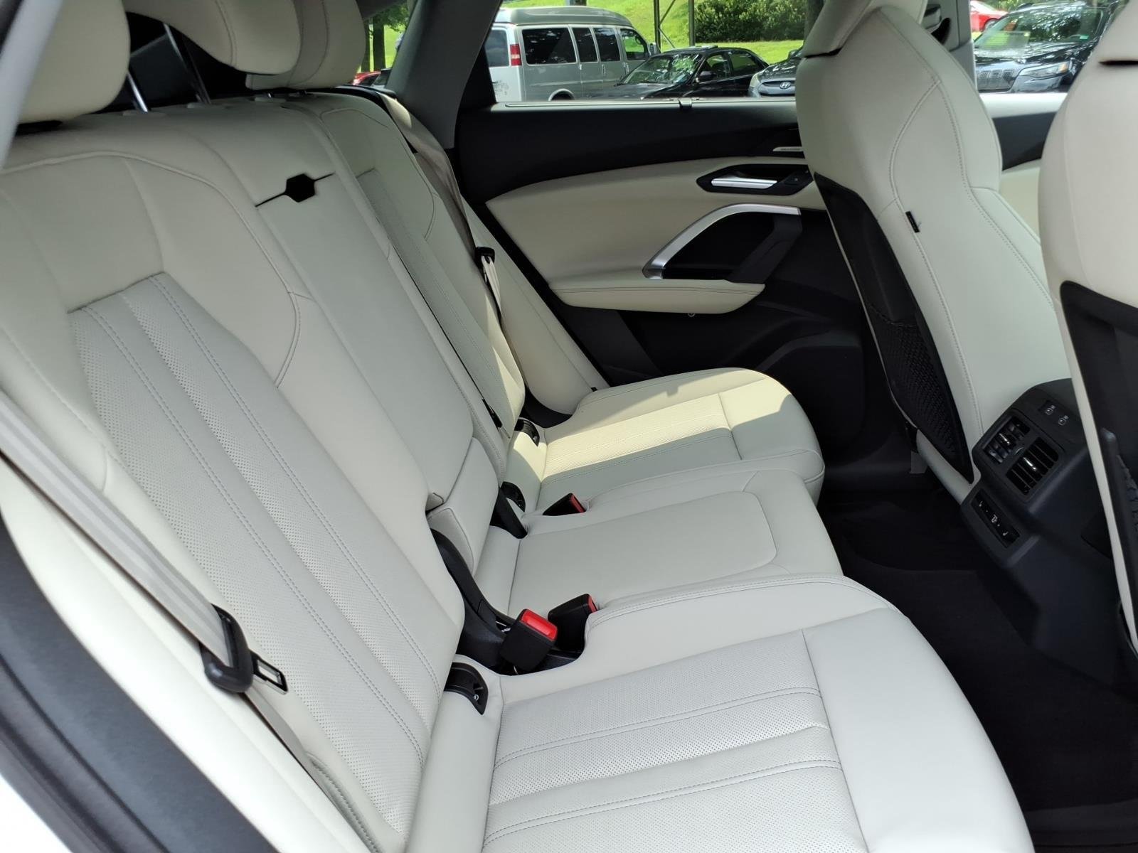 Used 2025 Daytona Gray Pearl Effect Audi S line Premium image 25