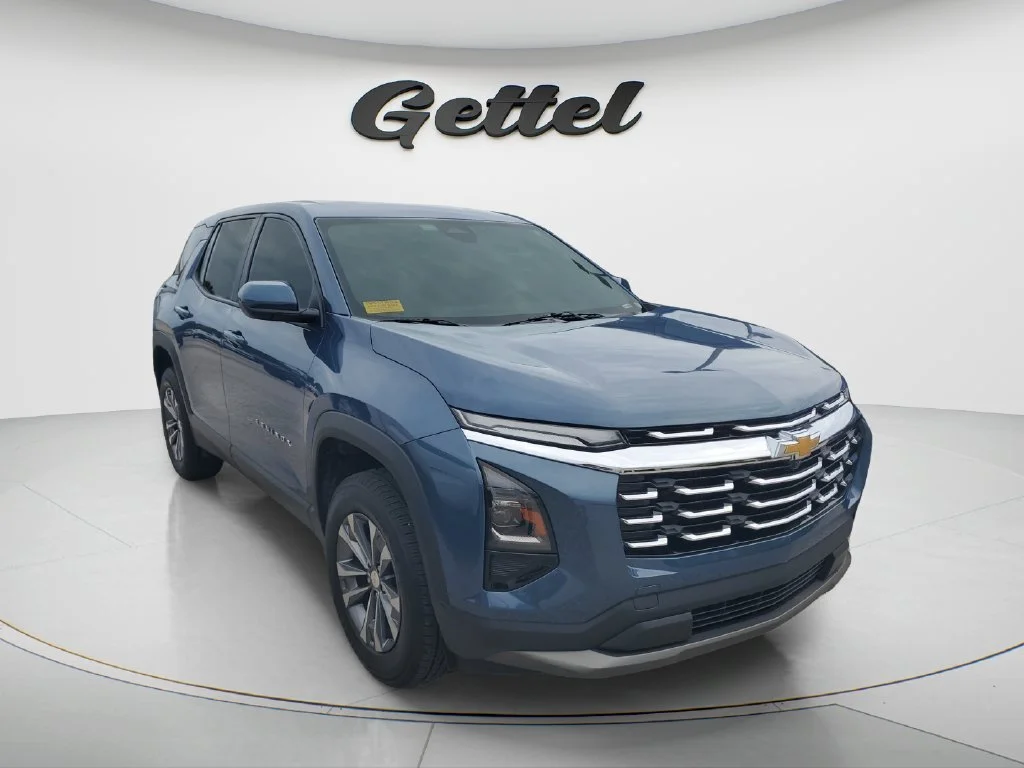 Used 2026 Lakeshore Blue Metallic Chevrolet LT image 3