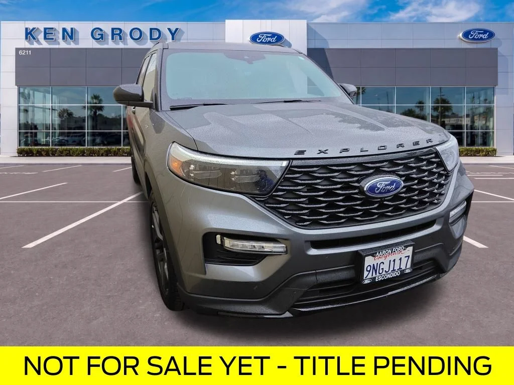2024 Ford Explorer ST-LINE RWD's photo