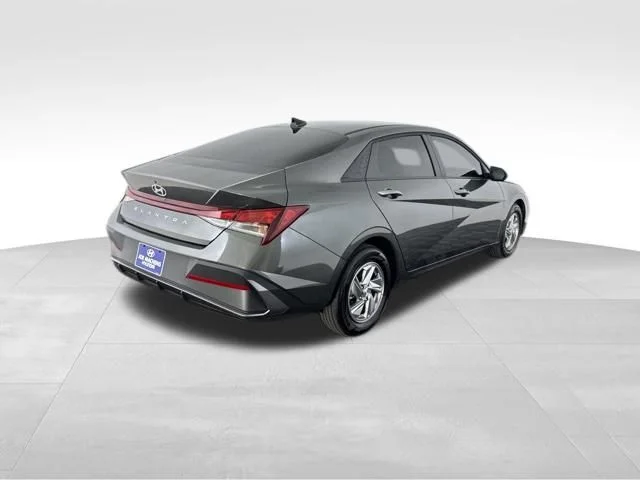 Used 2026 Gray Hyundai SE image 6