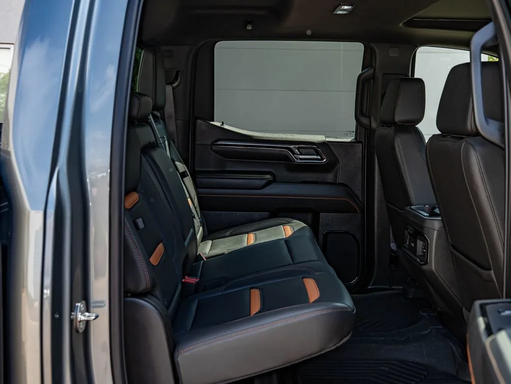 Used 2024 Sterling Metallic GMC AT4 image 44