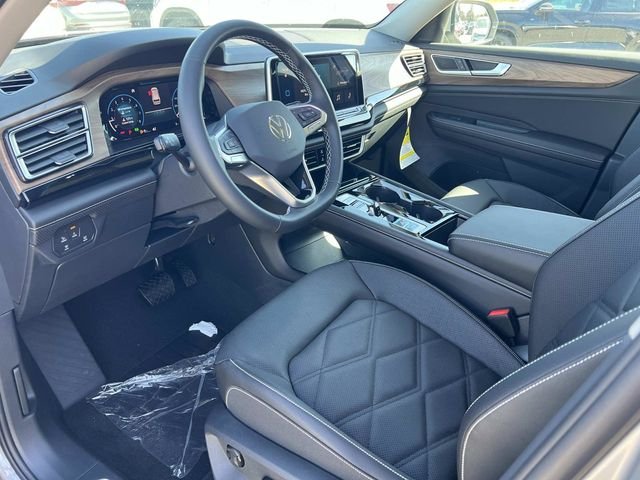 2026 Volkswagen Atlas SE w/Tech - Photo 5