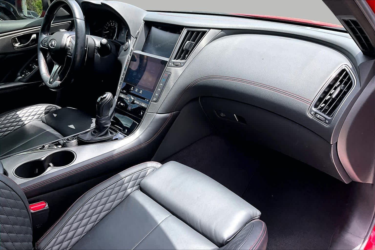 Used 2018 Dynamic Sunstone Red INFINITI RED SPORT 400 image 19