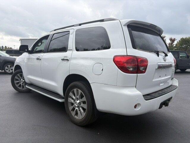 Used 2015 Super White Toyota Limited image 11