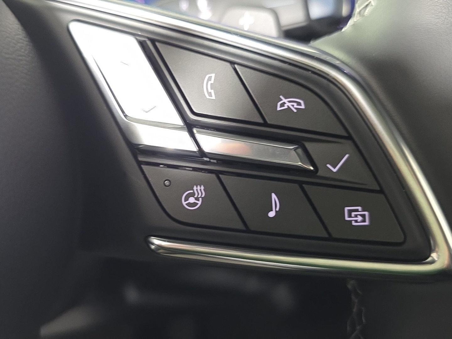 Used 2026 Ebony Twilight Metallic Buick Avenir image 24