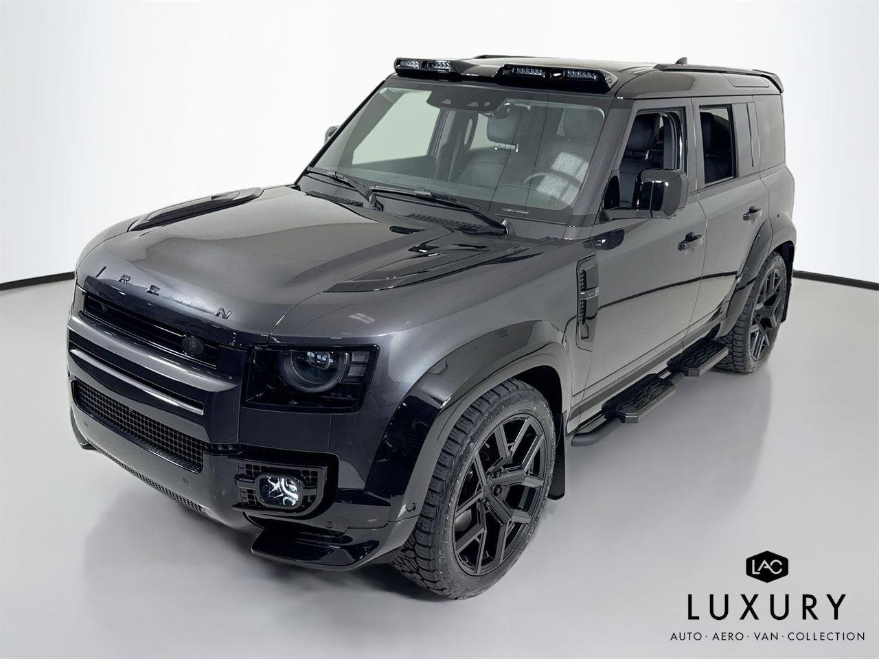 Used 2026 Carpathian Grey Premium Metallic Land Rover X-Dynamic SE | Urban Widetrack Build image 4