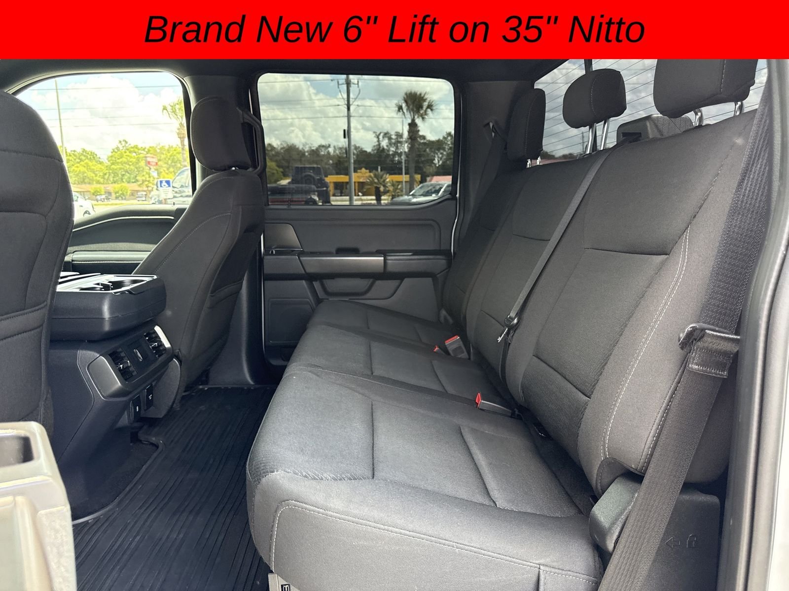 Used 2024 Oxford White Ford XLT image 19