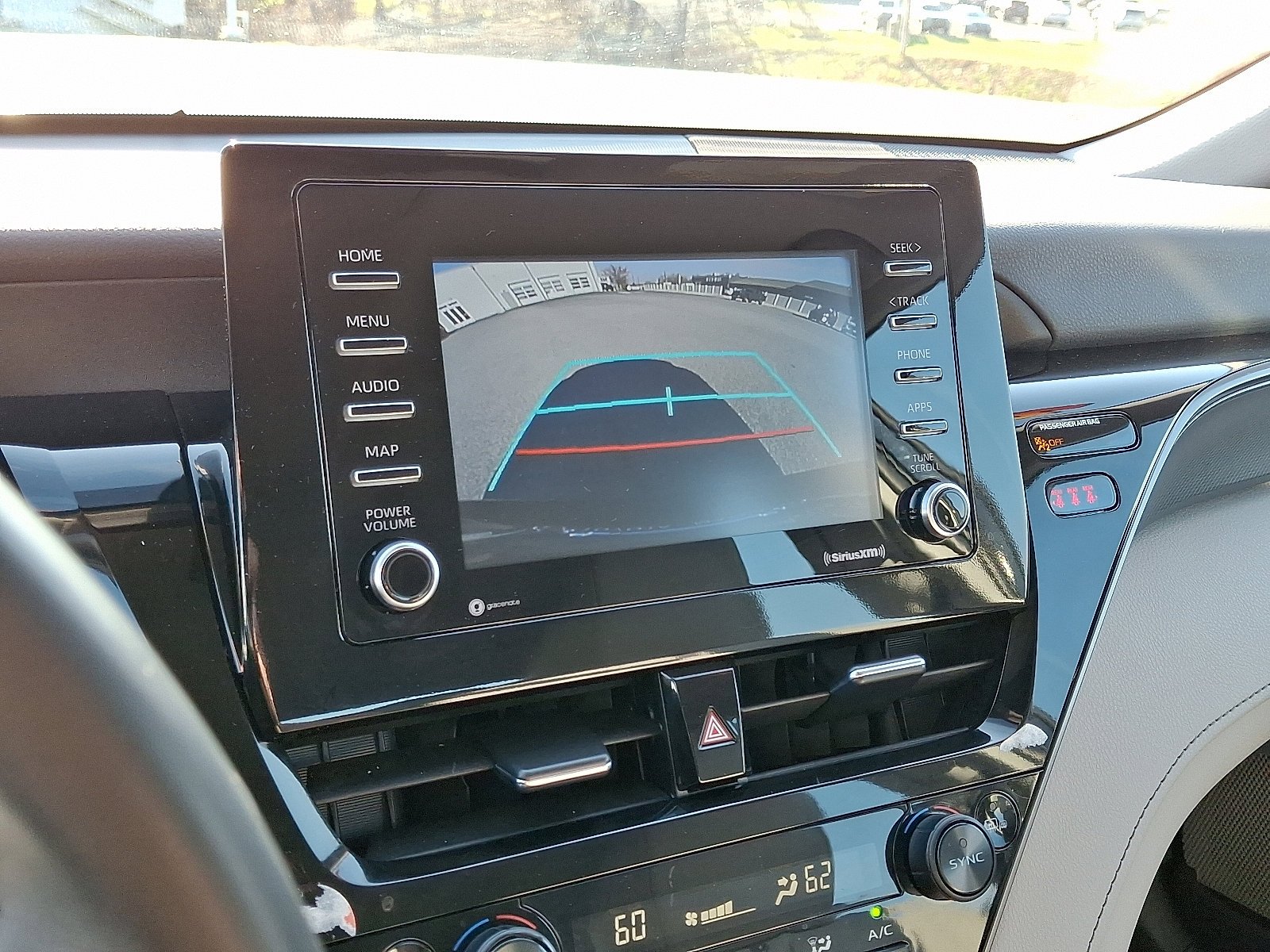 2024 Toyota Camry SE - Photo 19