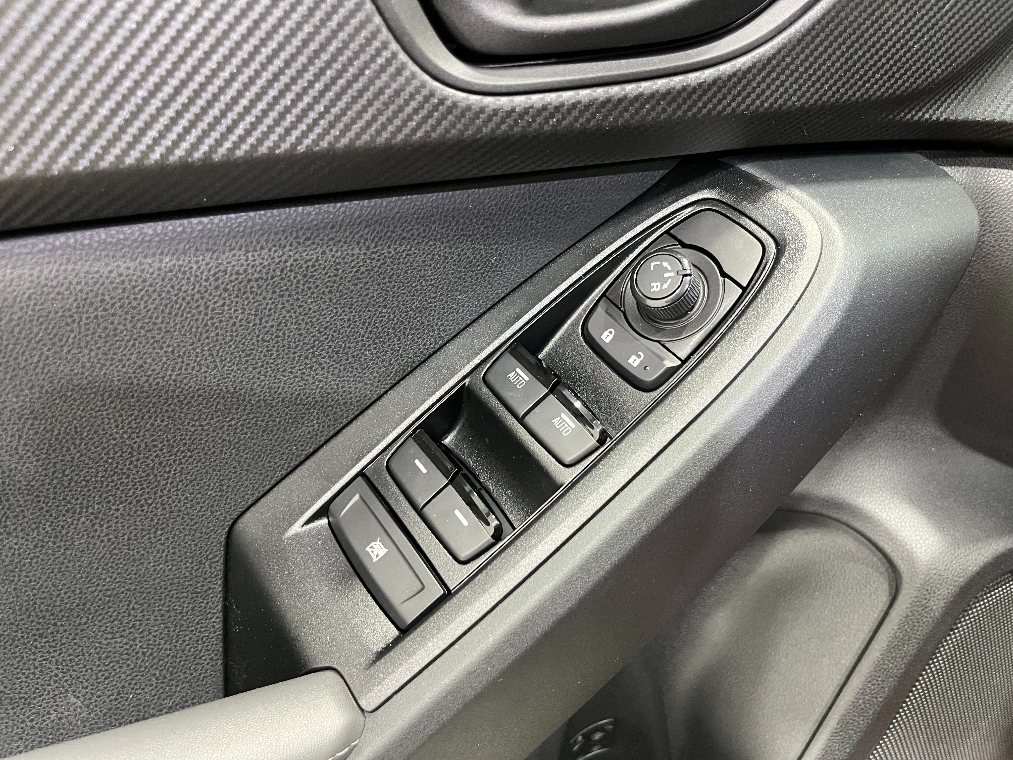 New 2026 ICE SILVER METALLIC Subaru Premium image 14