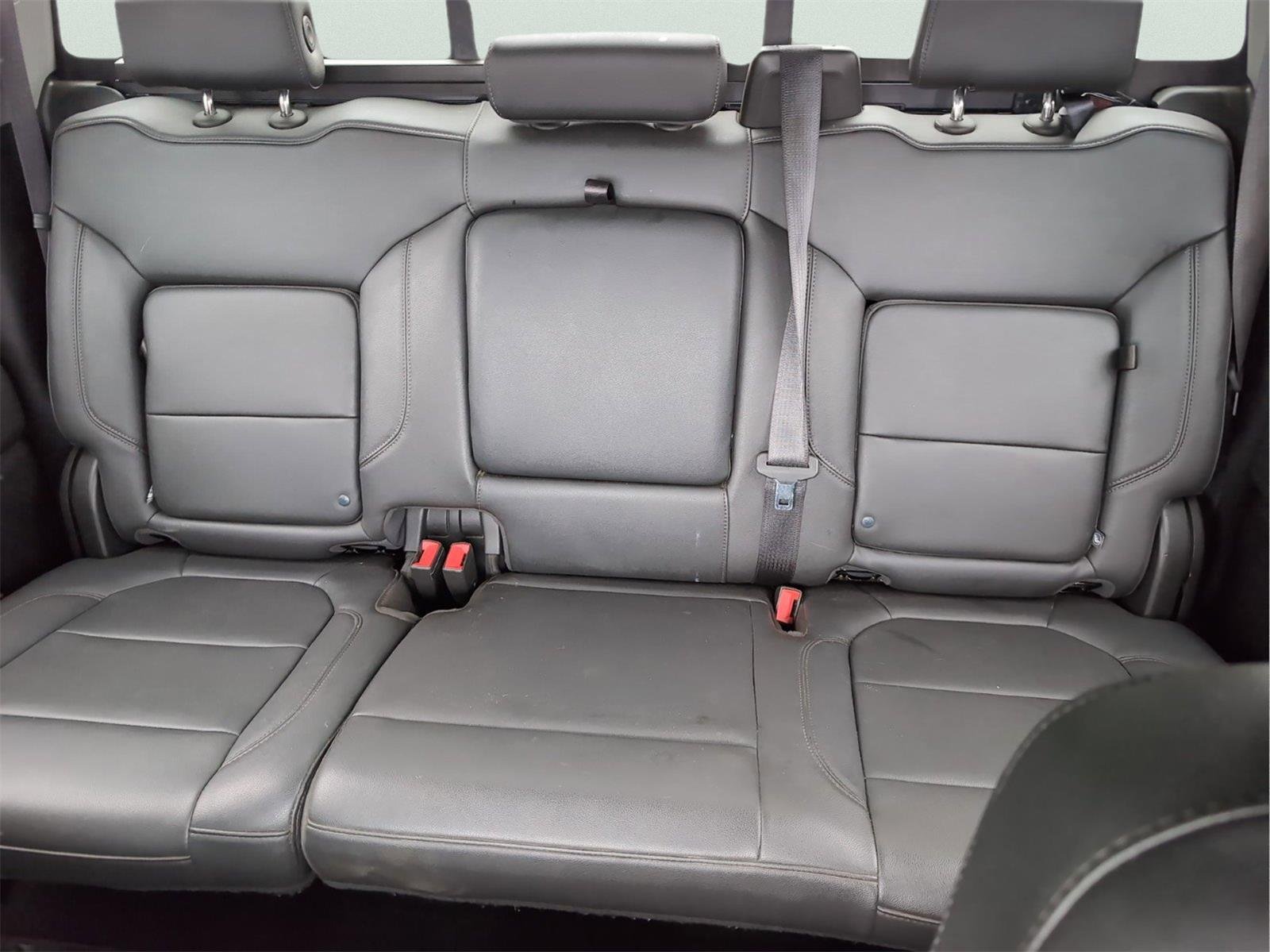 Used 2022 Black Chevrolet RST image 27