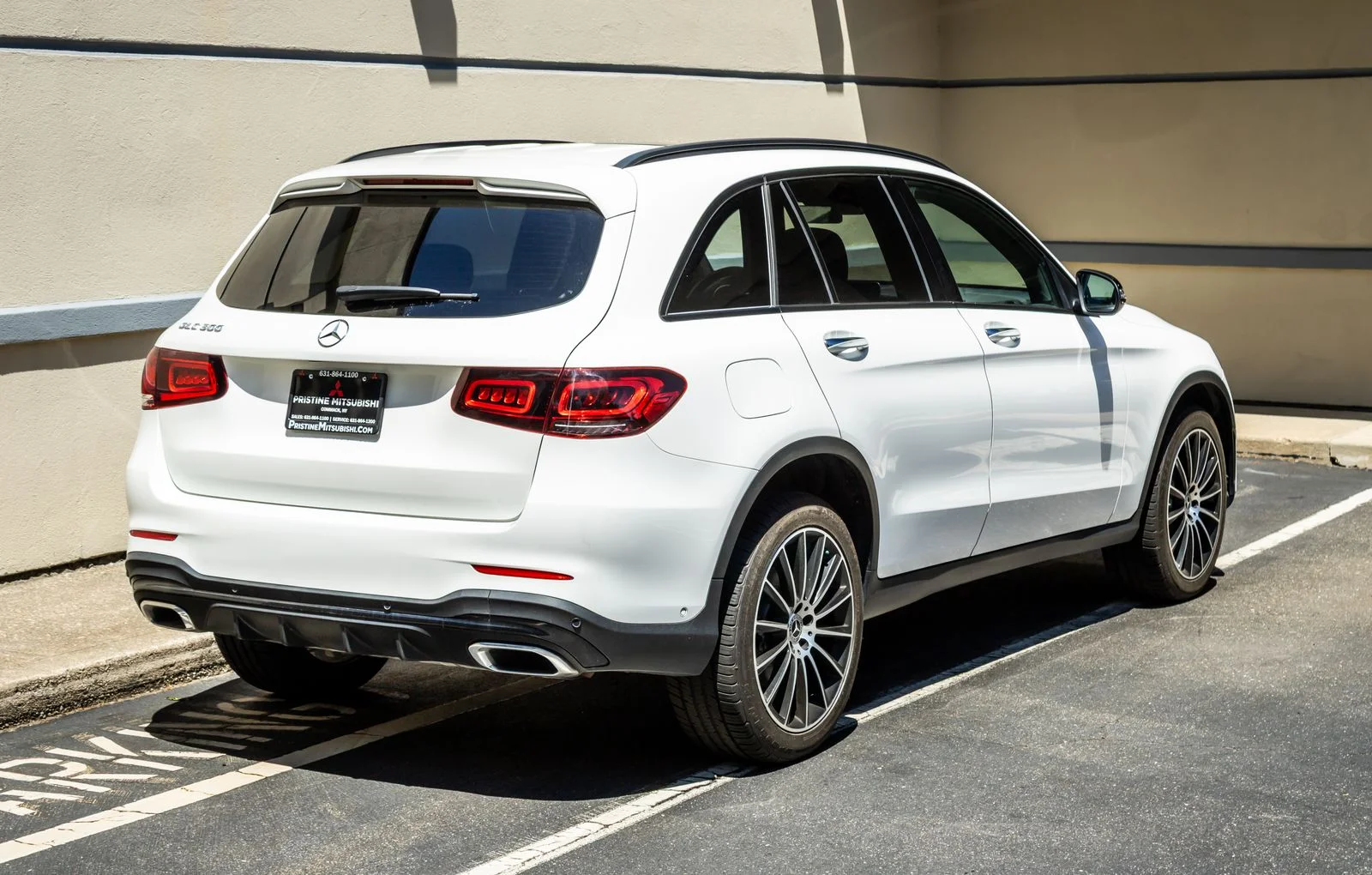 Used 2022  Mercedes-Benz GLC 300 image 7