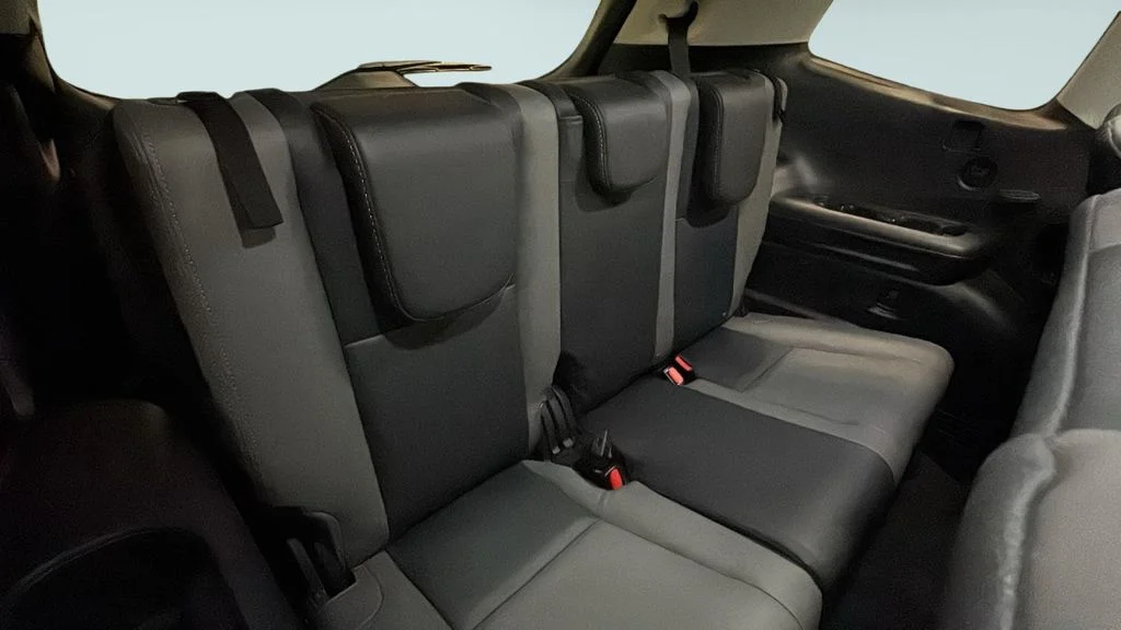 Used 2023 Black Subaru Onyx Edition image 16