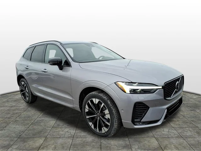 2026 Volvo XC60 Plus