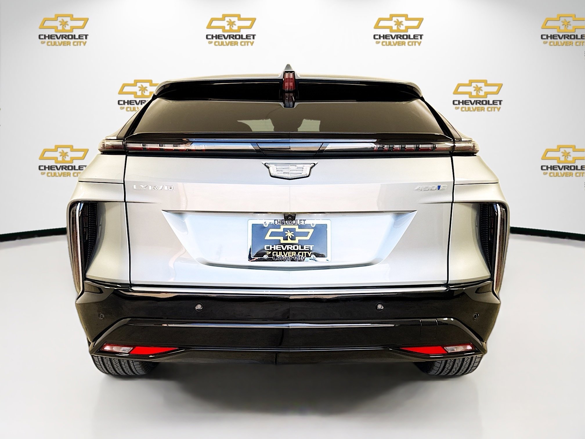 Used 2025 Argent Silver Metallic Cadillac Luxury 1 image 6