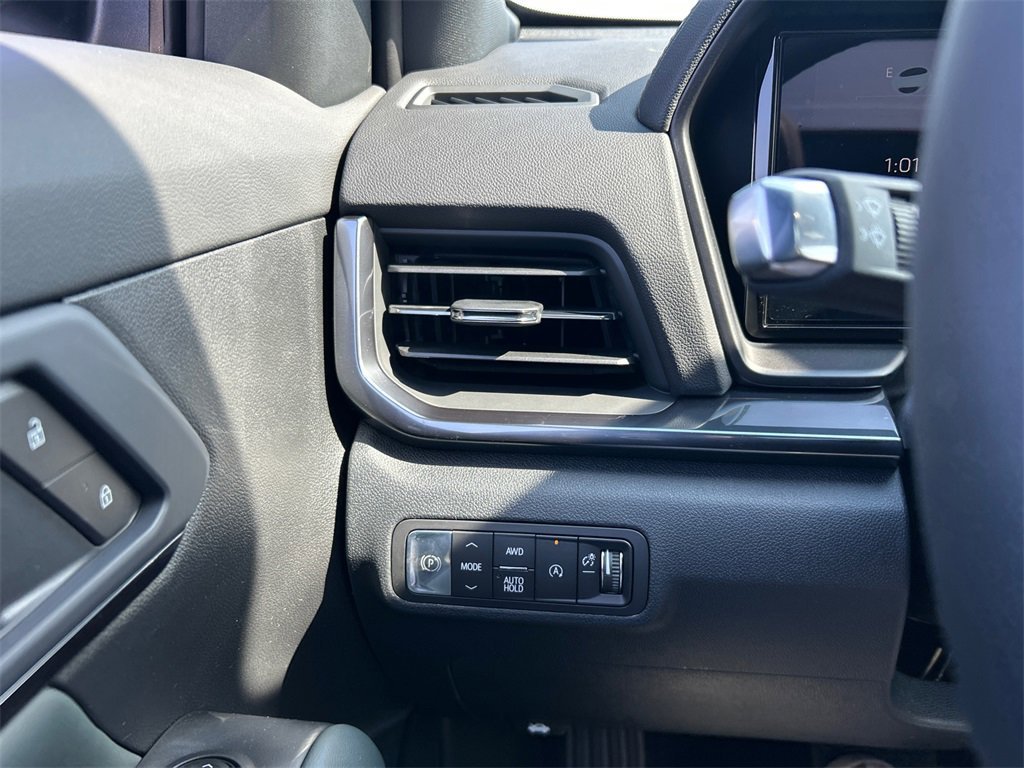 2026 GMC TERRAIN - Image 17