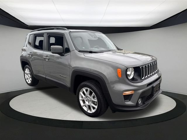2021 Jeep Renegade Latitude photo 2