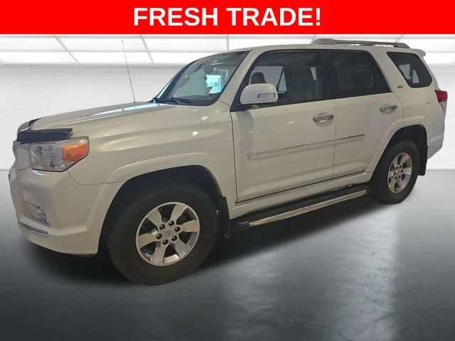 Used 2012 White Toyota SR5 image 1