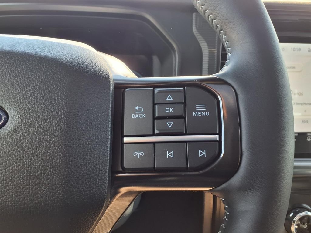 New 2026 Star White Metallic Tri-Coat Ford Platinum® image 16