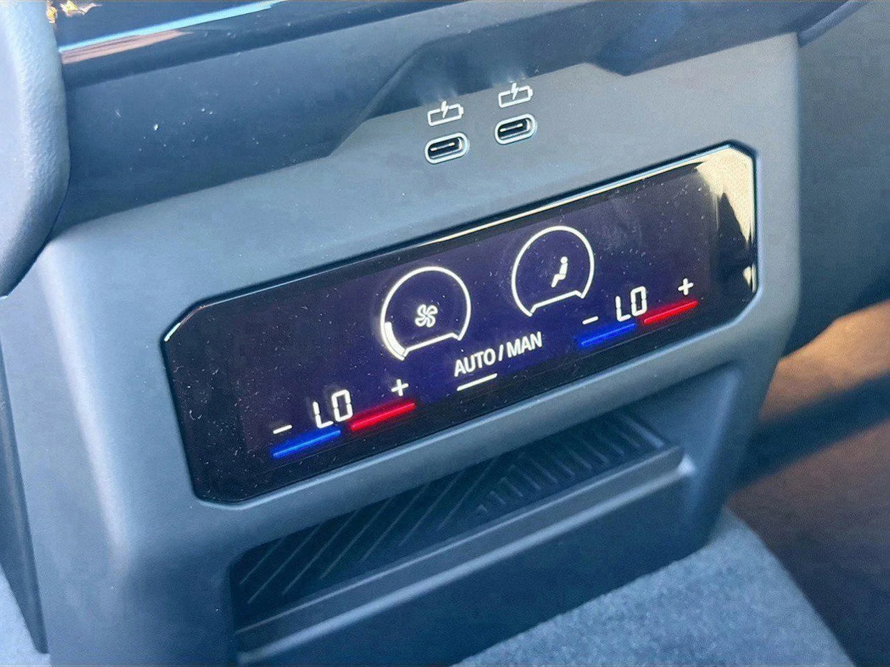 2026 BMW 5 Series 530i - Photo 21