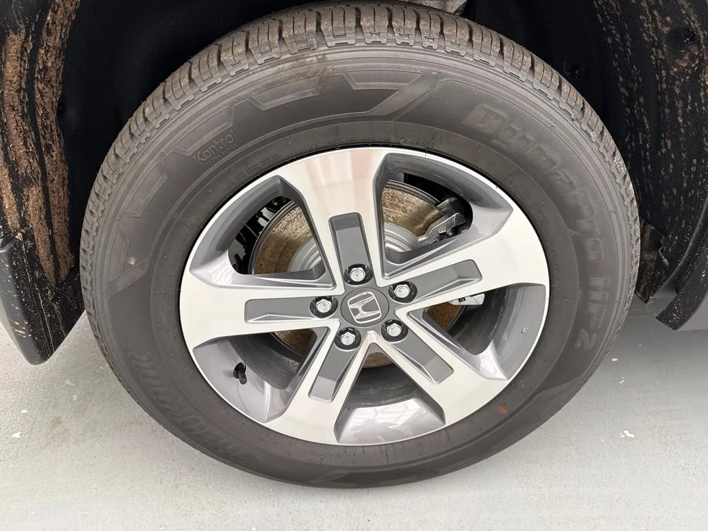 New 2026 Sonic Gray Pearl Honda EX-L image 11
