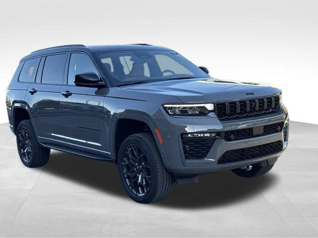 New 2027 Sting-Gray Clear-Coat Paint Jeep Summit image 7