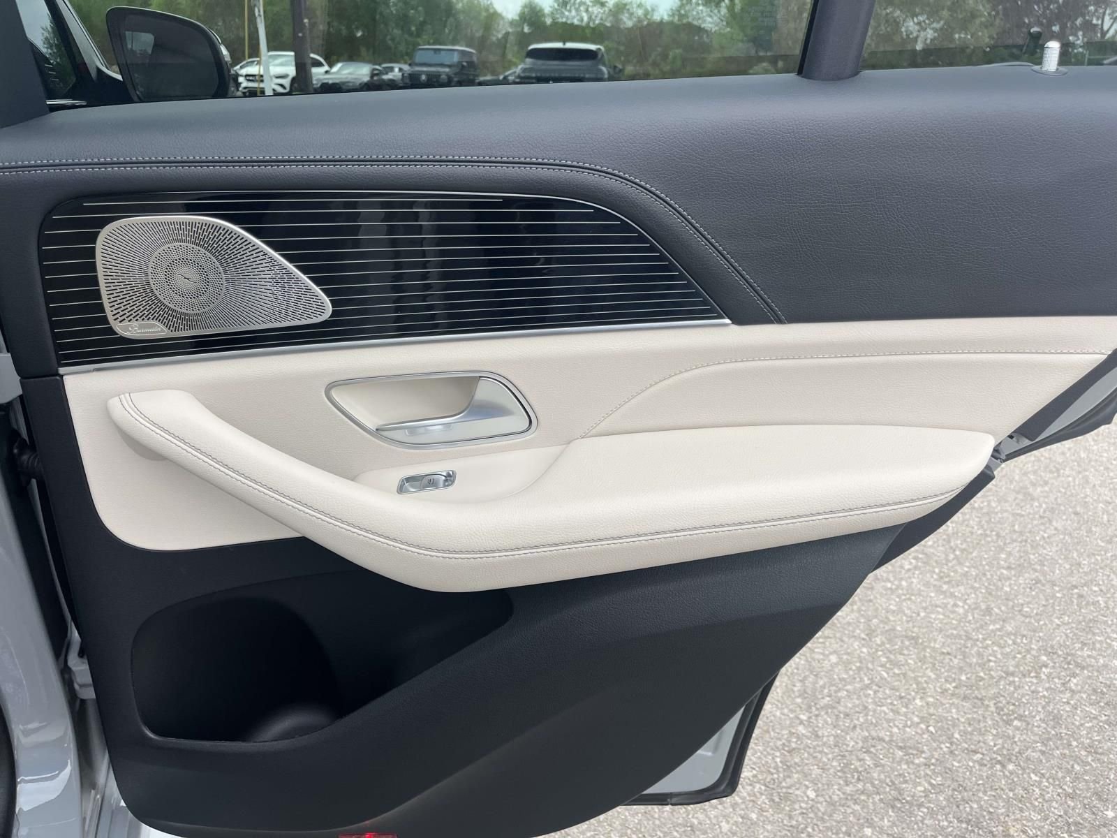 Certified Used 2024 MANUFAKTUR Alpine Gray Mercedes-Benz GLE 450e image 22