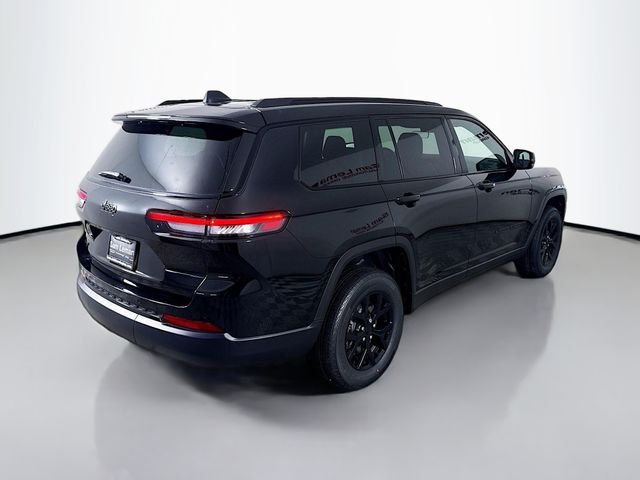 New 2025 Diamond Black Crystal Pearl-Coat Exterior Paint Jeep Altitude X image 7