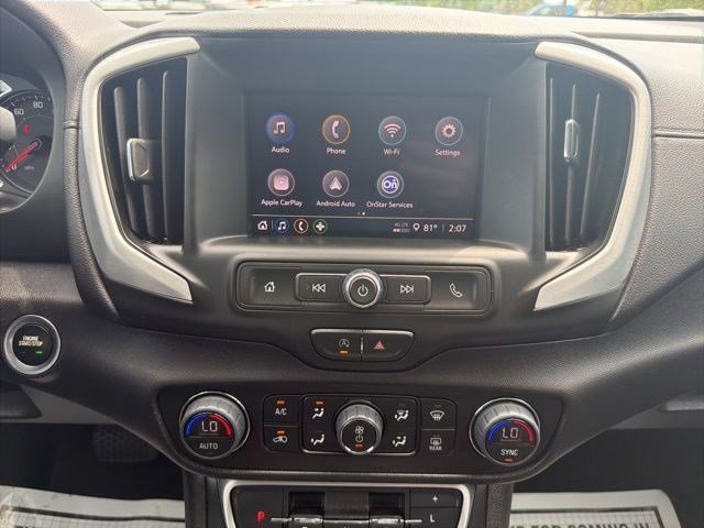 Used 2023 Summit White GMC SLE image 19